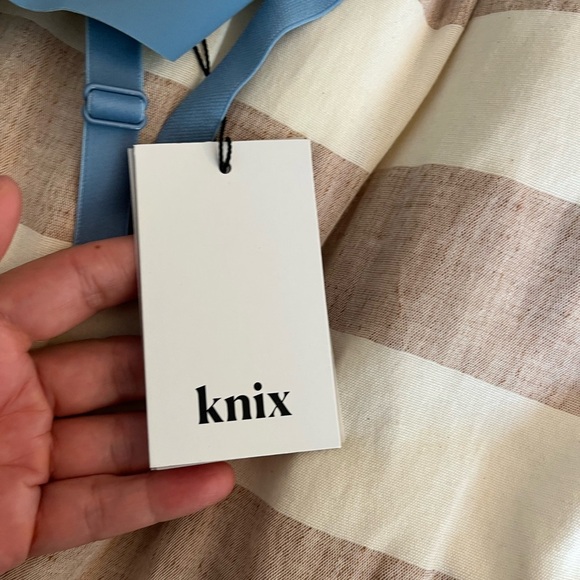 Knix Evolution Bra in Ocean Mist Blue Heaven Size 4 fits C32-34 & D 32-34 - Picture 8 of 12